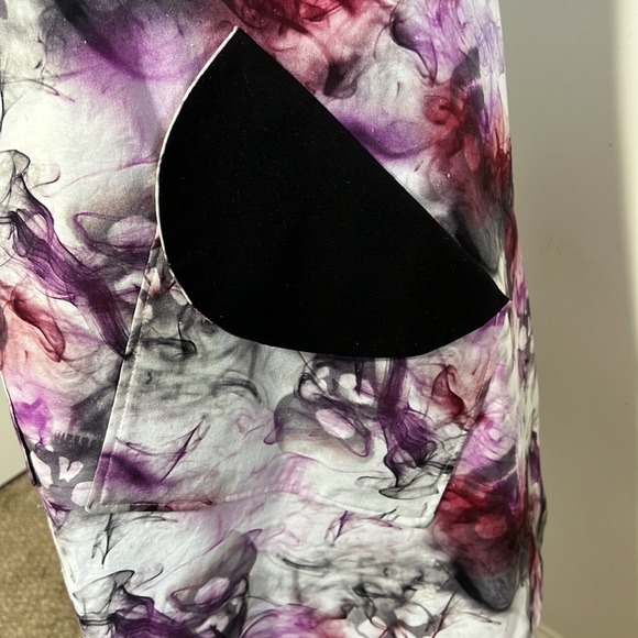 Skull,Skeleton,Halloween,Scary Apron,Criss Cross,w/pockets,reversible/2sided. - Picture 3 of 7